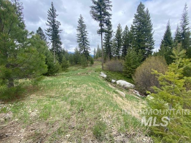 104 Coit Dr, Cascade, ID 83611