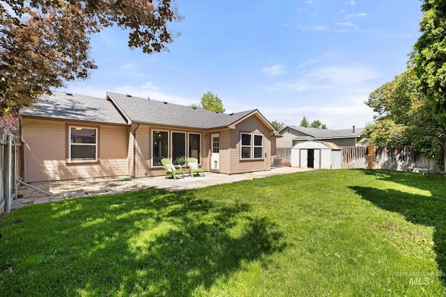 512 S Pelican Way, Meridian, ID 83642 - back of house featuring a patio, central air condition unit, and roof with shingles
