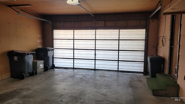 17 W 208 S, Burley, ID 83318 - garage with a garage door opener