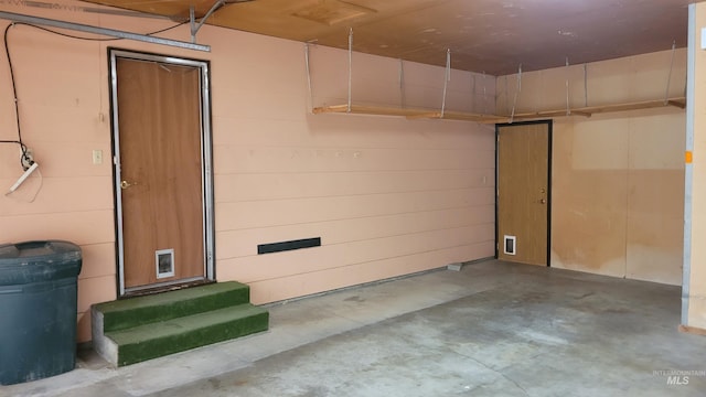 17 W 208 S, Burley, ID 83318 - view of garage
