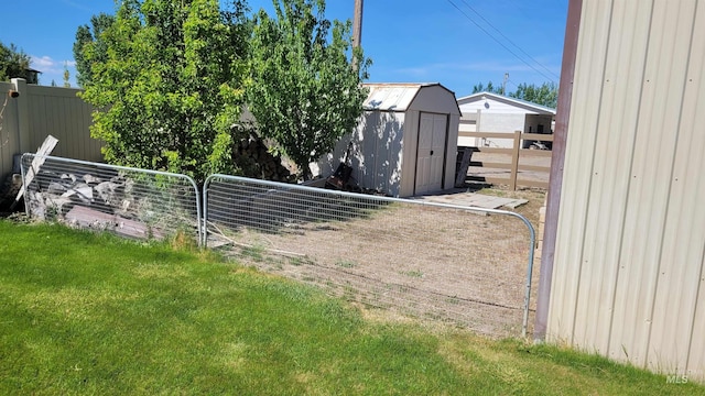 17 W 208 S, Burley, ID 83318 - view of yard