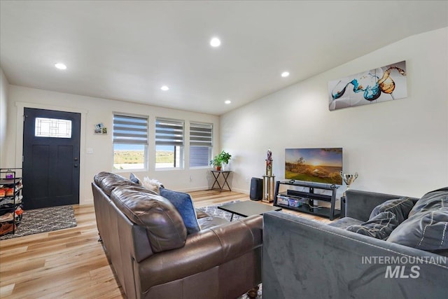 190 Bison Way, Fairfield, ID 83327 - living room featuring light wood finished floors and recessed lighting