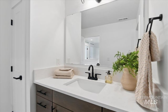 7779 W Daybreak Run Ct, Meridian, ID 83646 - bathroom featuring vanity