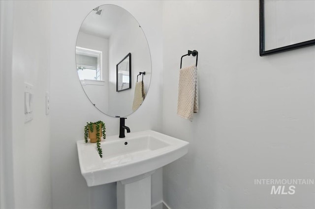 7779 W Daybreak Run Ct, Meridian, ID 83646 - view of bathroom