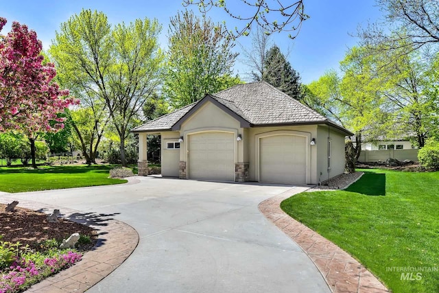 view of detached garage