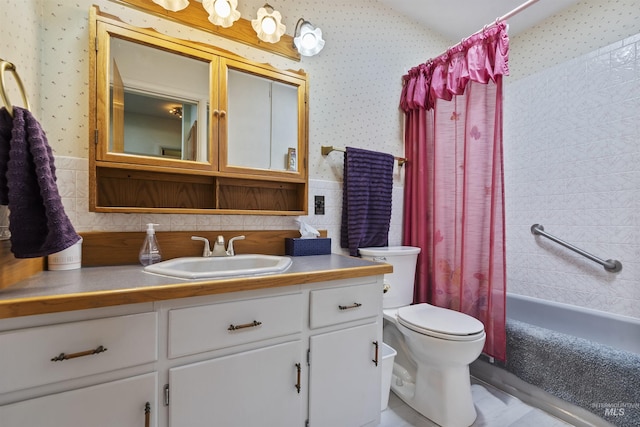 93 S Lancaster Dr, Nampa, ID 83651 - full bath with vanity, shower / bath combination with curtain, wallpapered walls, toilet, and tile walls