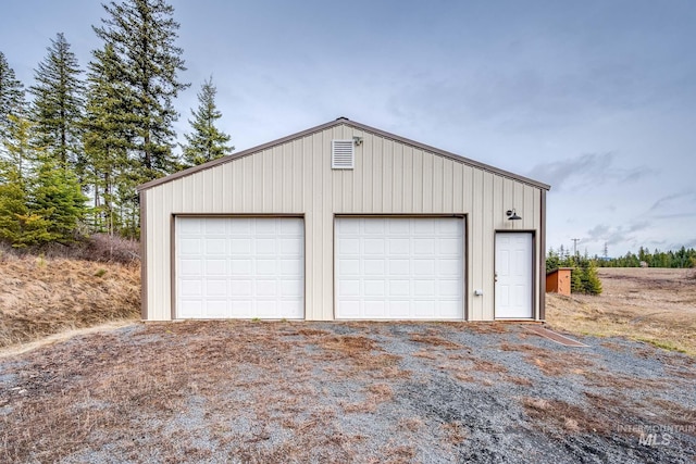 view of detached garage