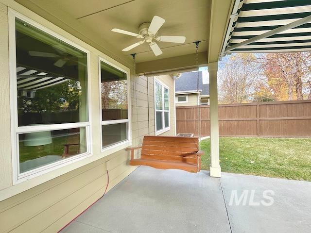 view of patio with ceiling fan