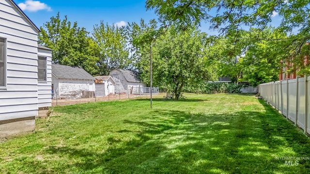 404 N Allumbaugh St, Boise, ID 83704 - view of yard