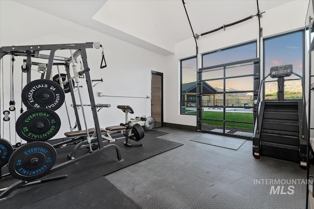 6162 N High Valley Way, Boise, ID 83714 - workout area featuring baseboards