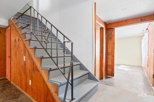 1015 24th St, Lewiston, ID 83501 - stairs with concrete flooring