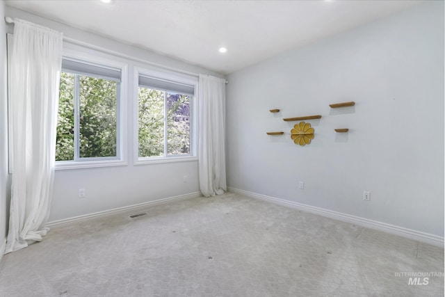 816 River View Dr, Twin Falls, ID 83301 - carpeted spare room featuring baseboards, visible vents, and recessed lighting