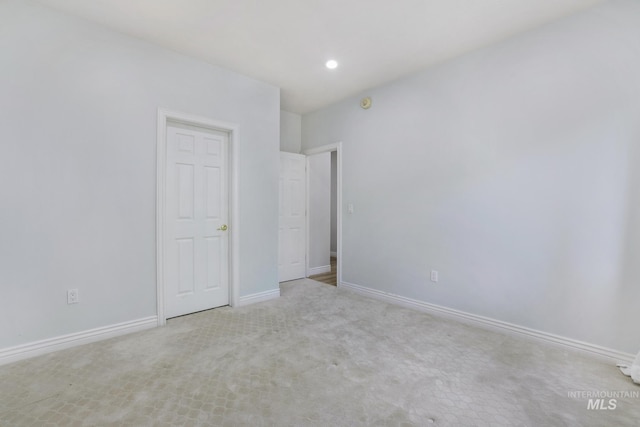 816 River View Dr, Twin Falls, ID 83301 - spare room featuring baseboards, carpet, and recessed lighting