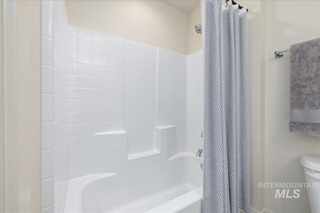 375 N Sauer River Ln, Eagle, ID 83616 - full bath with shower / bathtub combination with curtain and toilet