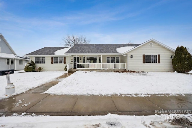 2654 Sagebrush Dr, Twin Falls, ID 83301 - ranch-style home featuring a porch
