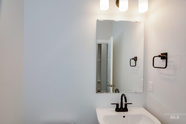 bathroom with sink