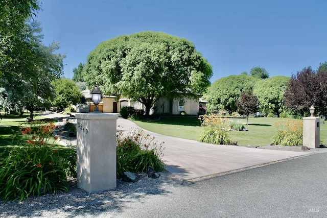 3349 E 4050 N, Twin Falls, ID 83301 - view of front facade featuring a front lawn