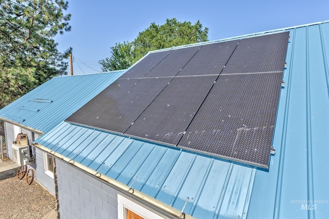 1025 W Galloway Ave, Weiser, ID 83672 - exterior view of a metal roof