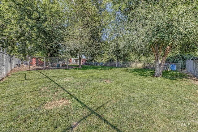 1025 W Galloway Ave, Weiser, ID 83672 - view of fenced backyard