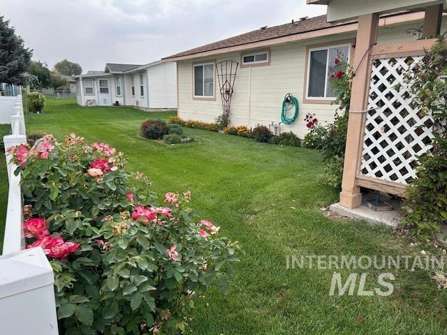 1100 Burnett Dr Unit 348, Nampa, ID 83651 - view of yard