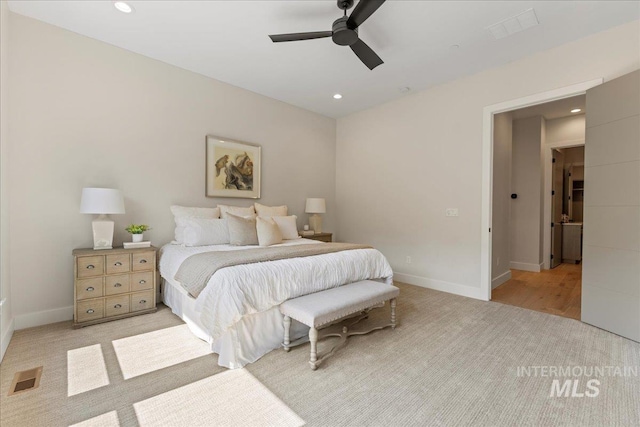 bedroom with ceiling fan