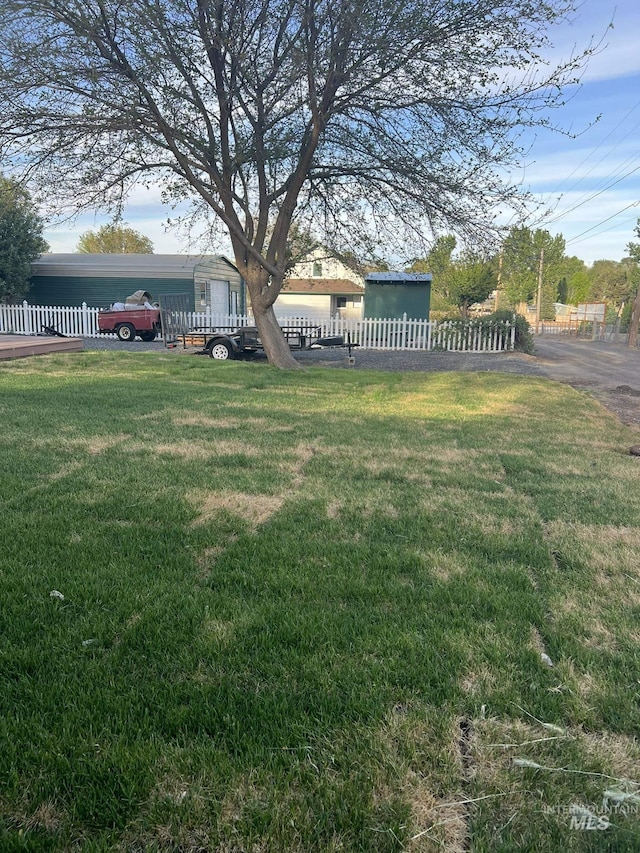 140 W Valley Rd, Hagerman, ID 83332 - view of yard