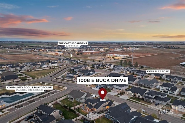 birds eye view of property featuring a residential view