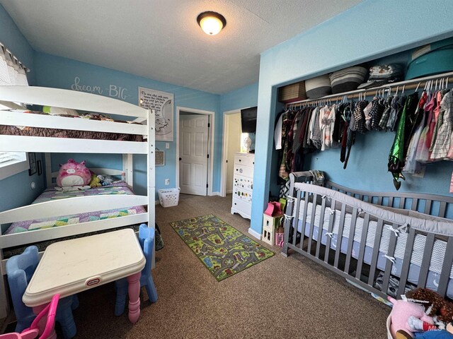713 California St, Gooding, ID 83330 - carpeted bedroom with a closet