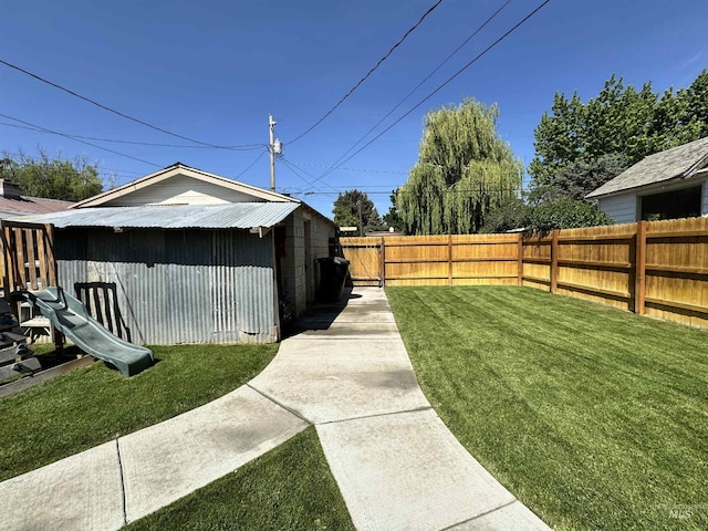 713 California St, Gooding, ID 83330 - view of yard