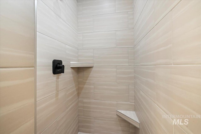2187 E Hidcote St, Meridian, ID 83642 - bathroom view of tiled shower