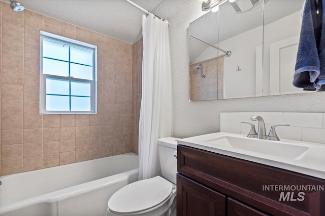 2706 W Ponderosa Rd, Boise, ID 83705 - full bath featuring toilet, shower / bath combination with curtain, and vanity