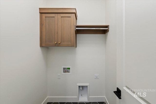 6535 S Evie Way, Eagle, ID 83714 - washroom featuring hookup for a washing machine, cabinet space, hookup for an electric dryer, and baseboards