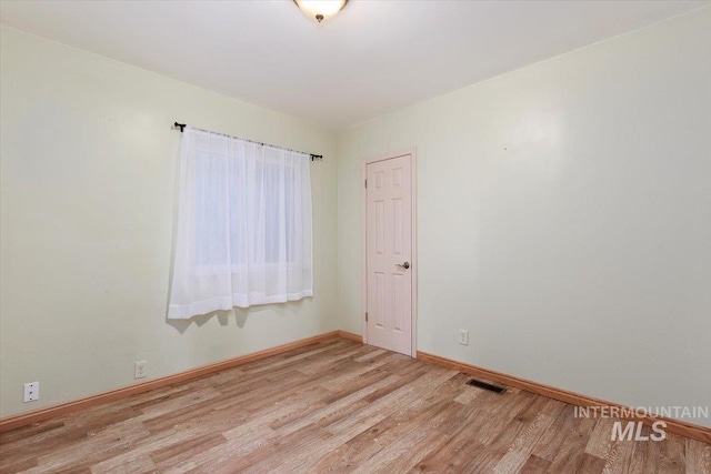 120 W Main St, Hagerman, ID 83332 - unfurnished room featuring light wood-type flooring