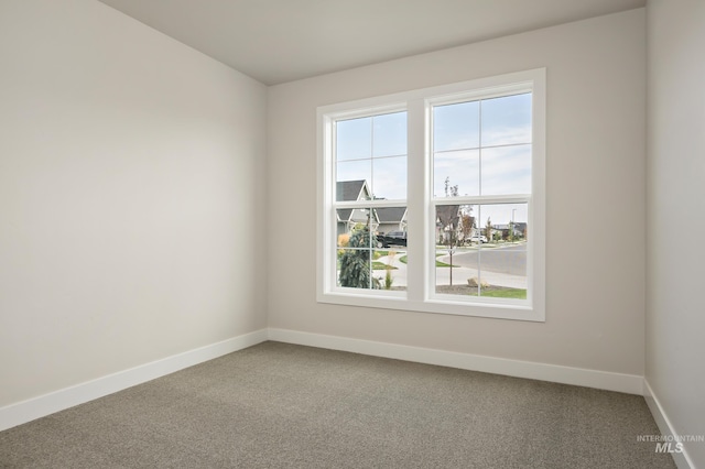 view of carpeted spare room