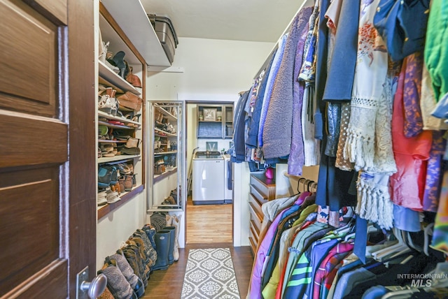 133 N Rd, Jerome, ID 83338 - walk in closet featuring wood finished floors and washer and clothes dryer