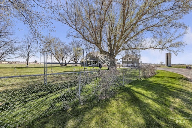 133 N Rd, Jerome, ID 83338 - view of yard featuring fence