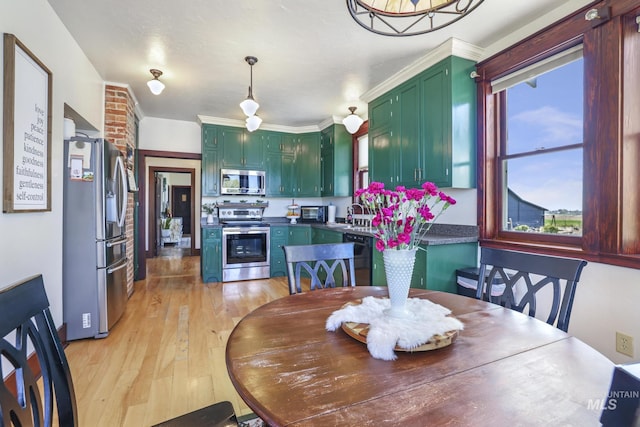 133 N Rd, Jerome, ID 83338 - dining area with plenty of natural light and light wood-style flooring