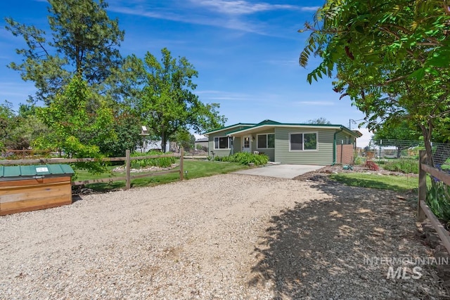 12456 S Lonnie Ln, Kuna, ID 83634 - view of front of house with driveway