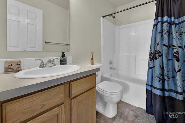 3719 E Sandyford Ave, Nampa, ID 83686 - full bath featuring vanity, shower / bath combination with curtain, and tile patterned floors