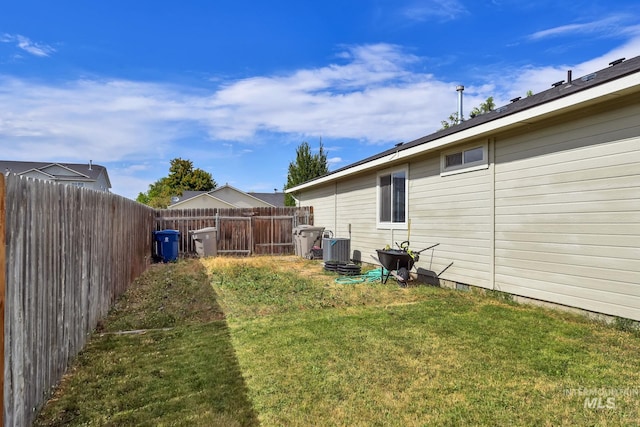 3719 E Sandyford Ave, Nampa, ID 83686 - view of yard