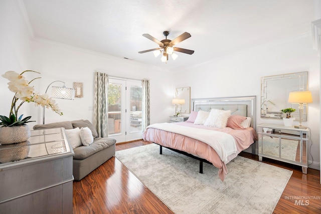bedroom with wood finished floors, access to exterior, a ceiling fan, visible vents, and ornamental molding