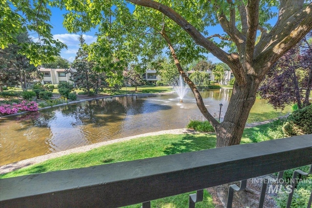 1134 N Camelot Dr, Boise, ID 83704 - water view