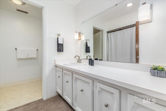 1134 N Camelot Dr, Boise, ID 83704 - full bath with vanity