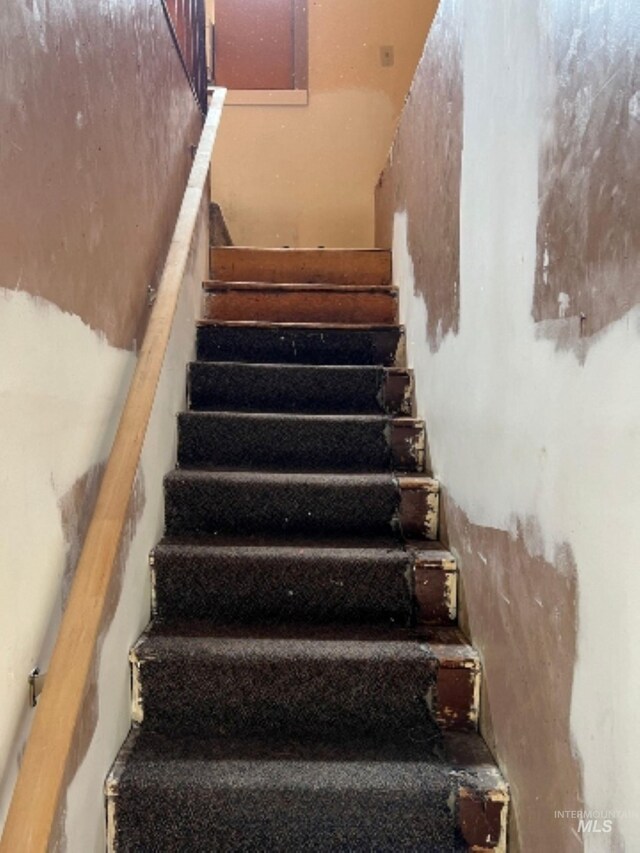 1495 W 7th, Weiser, ID 83672 - view of stairs