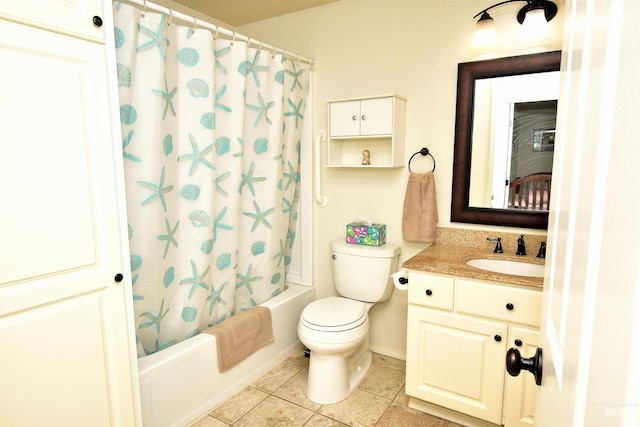 full bathroom featuring shower / bathtub combination with curtain, vanity, and toilet