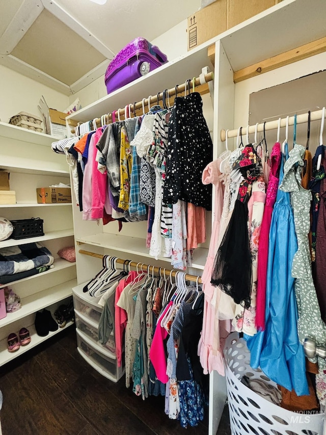 802 S 9th St, Rupert, ID 83350 - walk in closet with wood finished floors
