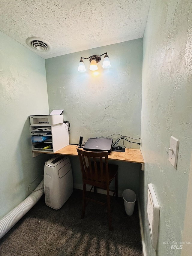 802 S 9th St, Rupert, ID 83350 - home office featuring a textured ceiling