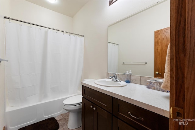 520 9th St, Middleton, ID 83644 - bathroom with shower / bath combination with curtain, toilet, and vanity