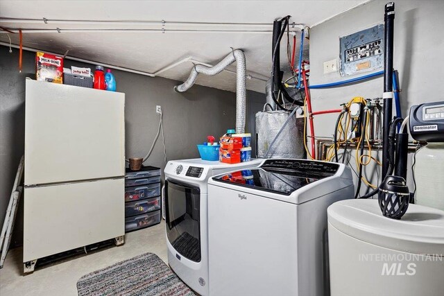 705 H St, Rupert, ID 83350 - laundry area featuring laundry area and independent washer and dryer