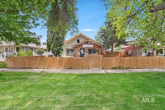 353 7th Ave E, Twin Falls, ID 83301 - view of bungalow-style house